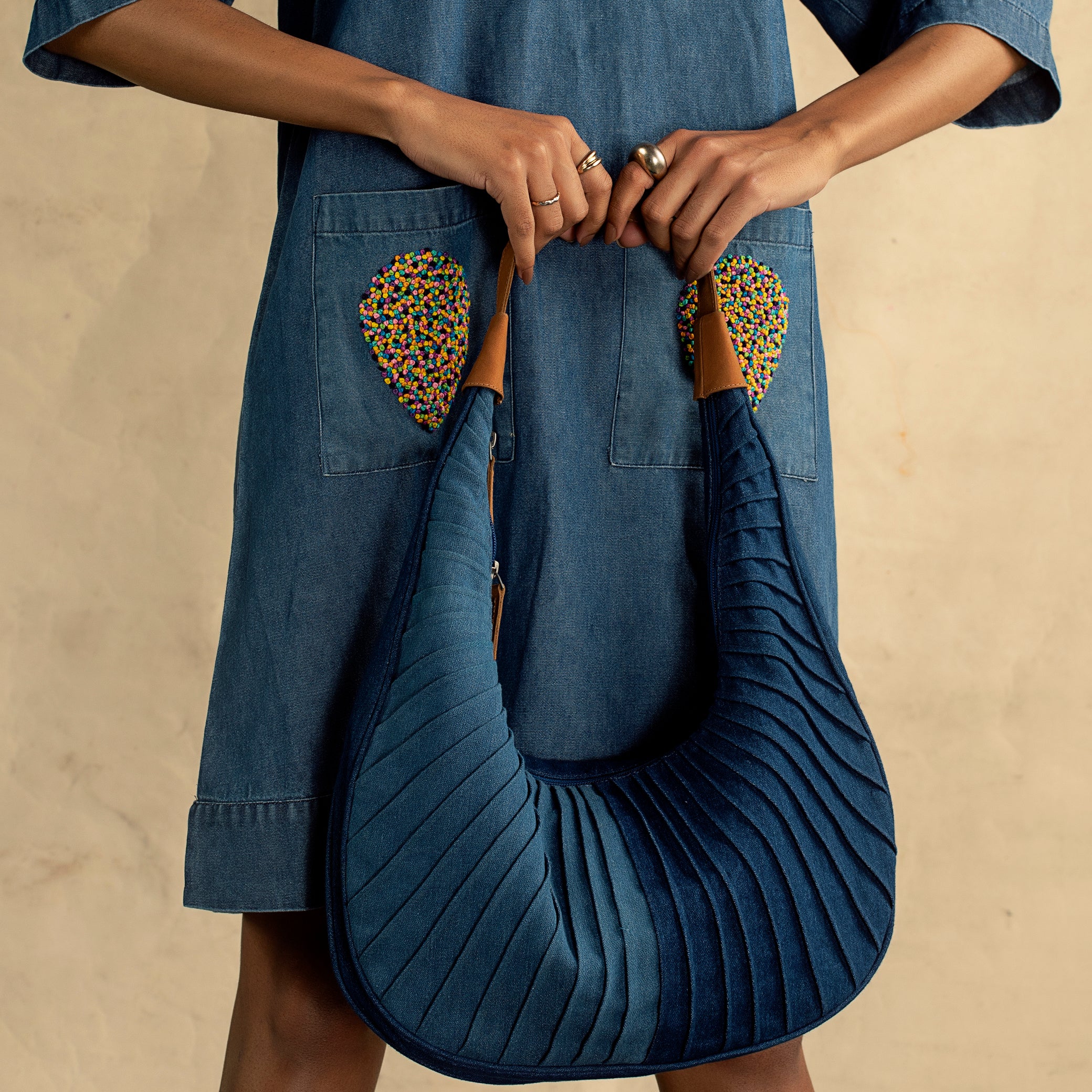 Double shaded pintuck one shoulder bag